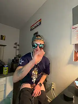 twentywithafelonyy online show from March 1, 12:56 pm