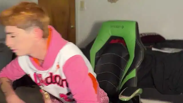 twentywithafelonyy online show from November 20, 6:47 am