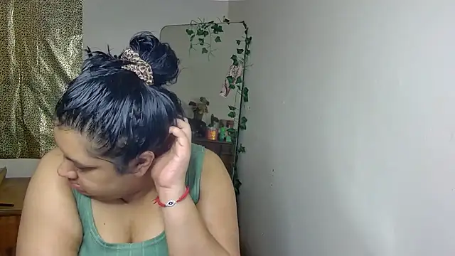 GoddessLorenaTheeSiren online show from September 9, 9:30 am