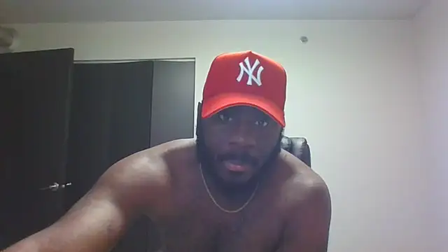 Snapshot of Stayinalive1992 chatting on March 15, 3:35 am Stayinalive1992 online show from March 15, 3:35 am