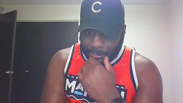 Snapshot of Stayinalive1992 chatting on March 10, 2:59 am Stayinalive1992 online show from March 10, 2:59 am