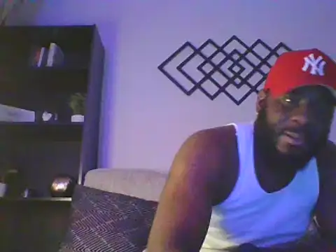 Stayinalive1992 online show from December 31, 7:10 am