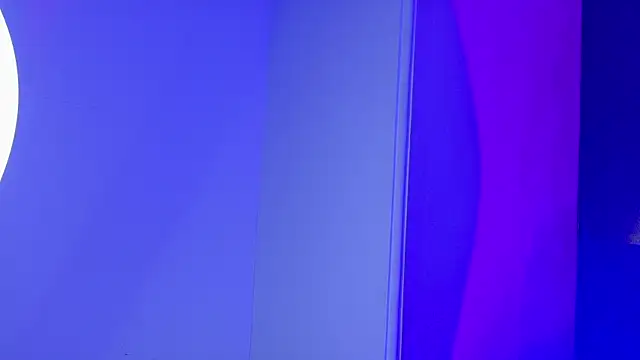 ParisFox  online show from January 7, 8:25 pm