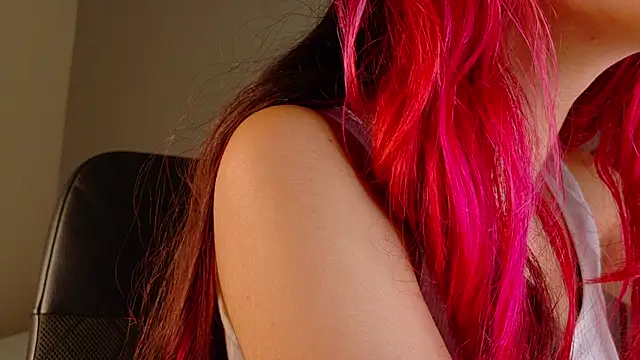 ParisFox  online show from November 12, 8:23 pm