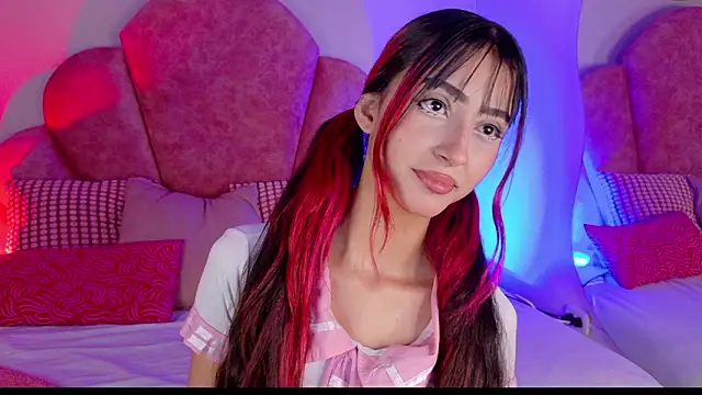 ParisFox  online show from February 25, 8:52 pm