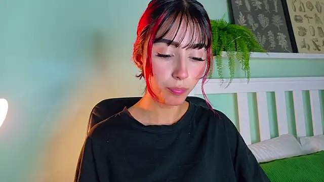 ParisFox  online show from November 10, 7:41 pm