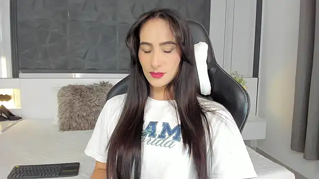 SaraGomez1 online show from December 4, 12:26 pm