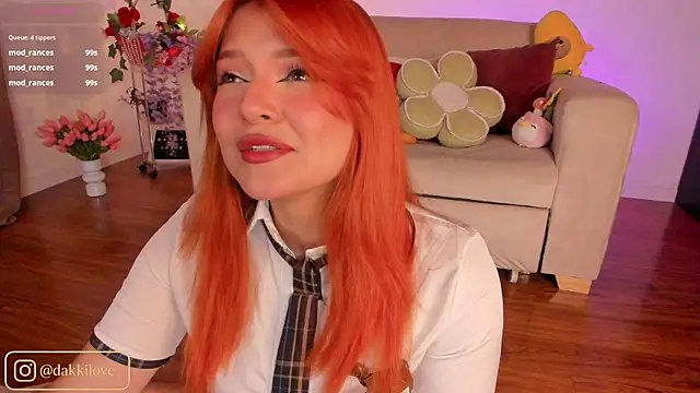 Snapshot of DAKOTA_LOVEE chatting on November 13, 2:15 am DAKOTA LOVEE online show from November 13, 2:15 am