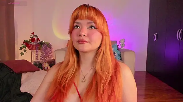 DAKOTA LOVEE online show from February 14, 7:08 am