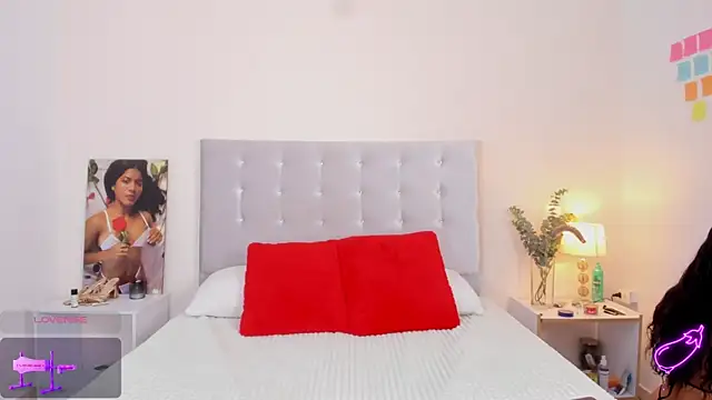 NiaBlanco online show from May 26, 8:29 pm