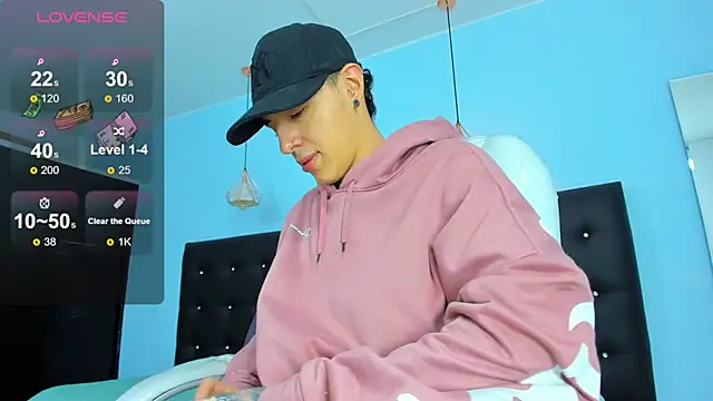 Lobo 17  online show from January 14, 3:10 am