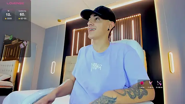 Lobo 17  online show from March 1, 3:39 am