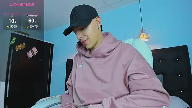 Lobo 17  online show from November 12, 3:54 am