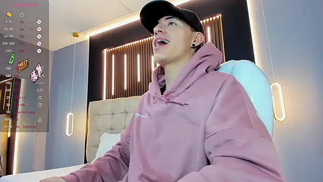 Lobo 17  online show from March 21, 3:41 am