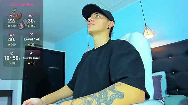 Lobo 17  online show from January 13, 3:21 am