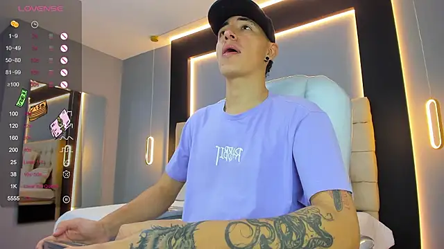 Lobo 17  online show from February 5, 3:35 am