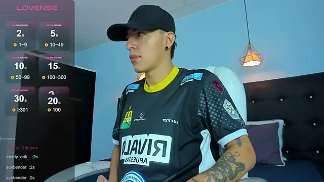 Lobo 17  online show from November 23, 3:38 am