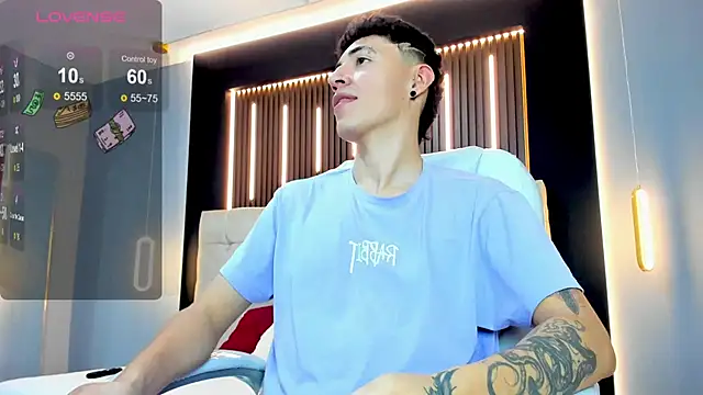 Lobo 17  online show from February 27, 3:40 am