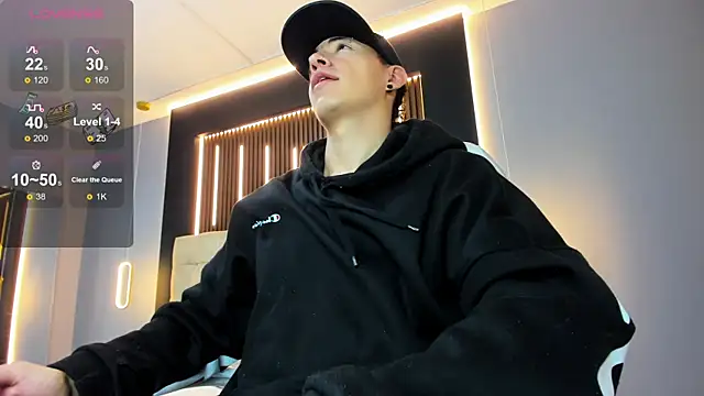 Lobo 17  online show from April 11, 3:36 am