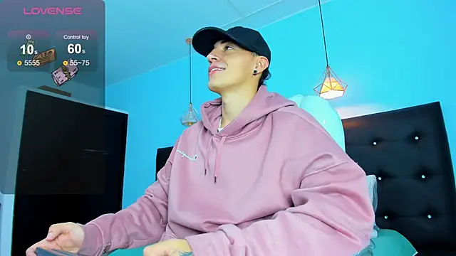 Lobo 17  online show from January 9, 3:35 am