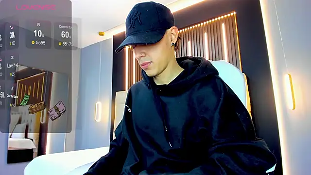 Lobo 17  online show from February 8, 3:37 am