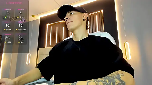 Lobo 17  online show from March 8, 2:48 am