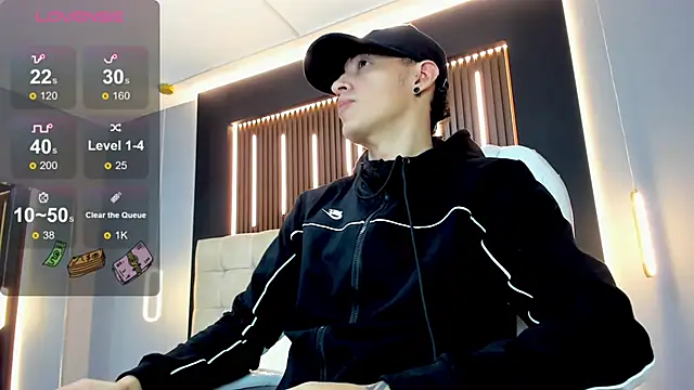 Lobo 17  online show from February 22, 3:42 am