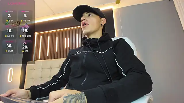 Lobo 17  online show from March 29, 3:41 am