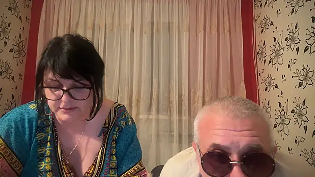 Snapshot of StellarTeam chatting on March 2, 8:46 pm StellarTeam online show from March 2, 8:46 pm