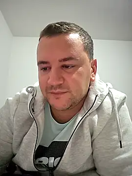 Snapshot of KarlosCarutox chatting on September 29, 5:51 pm KarlosCarutox online show from September 29, 5:51 pm