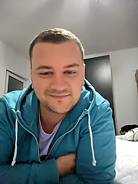 Snapshot of KarlosCarutox chatting on September 17, 5:26 pm KarlosCarutox online show from September 17, 5:26 pm