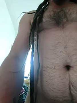 Snapshot of QcMisterv13 chatting on June 27, 2:34 pm QcMisterv13 online show from June 27, 2:34 pm