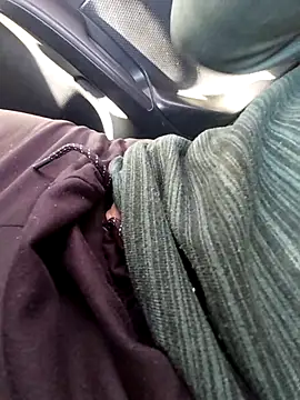 QcMisterv13 online show from October 29, 7:35 pm