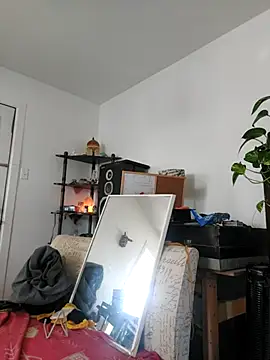 Snapshot of QcMisterv13 chatting on October 11, 1:34 pm QcMisterv13 online show from October 11, 1:34 pm