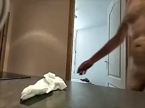 naturiste974 online show from March 3, 8:30 am