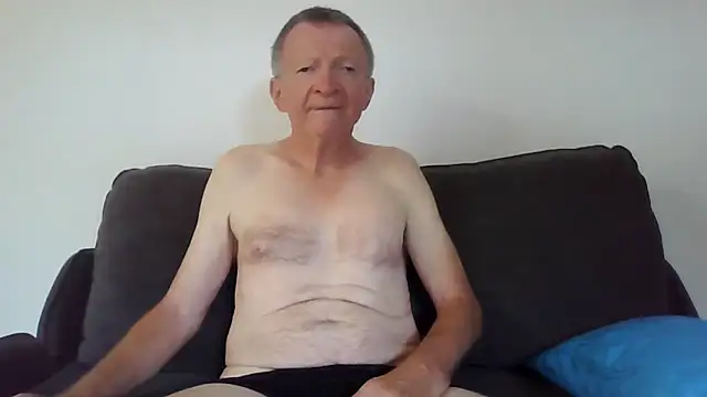 naturiste974 online show from February 26, 10:37 am