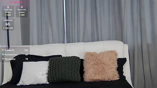 Snapshot of AddaMantia chatting on February 19, 7:28 am AddaMantia online show from February 19, 7:28 am