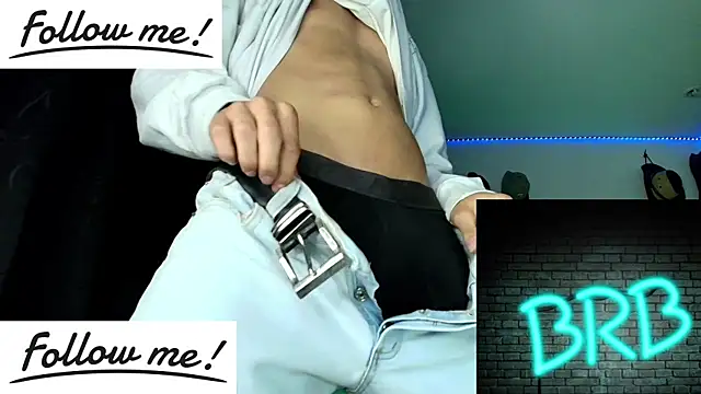 Snapshot of twink_sebas_ chatting on February 3, 7:10 pm twink sebas online show from February 3, 7:10 pm