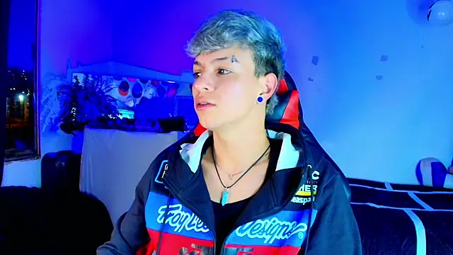 twink sebas  online show from November 28, 5:18 am
