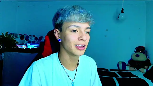 twink sebas  online show from November 29, 3:06 am