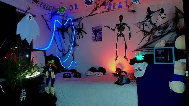 twink sebas  online show from October 30, 4:44 am