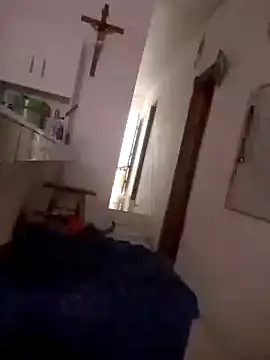 Snapshot of juanpr_1-15 chatting on October 8, 2:40 pm juanpr 1-15 online show from October 8, 2:40 pm