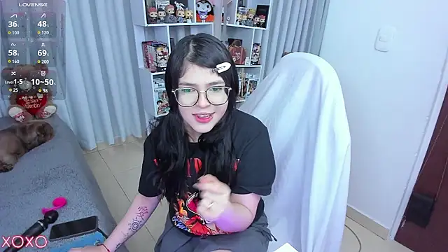 misshoneyxxx online show from March 6, 2:01 pm