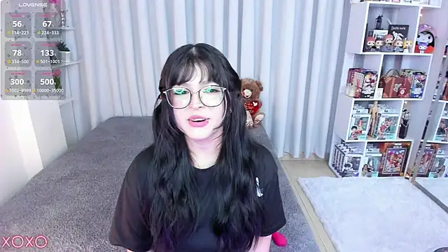 misshoneyxxx online show from March 23, 2:22 am