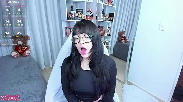 misshoneyxxx online show from March 1, 11:43 am