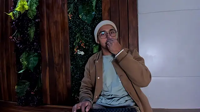 Andy Joy  online show from November 29, 11:32 am