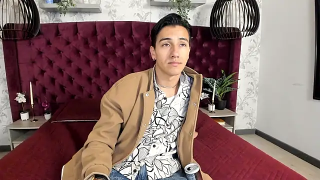 Andy Joy  online show from March 29, 11:45 am