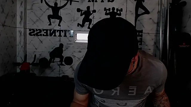 Snapshot of Andy_Joy_ chatting on July 11, 11:32 am Andy Joy online show from July 11, 11:32 am