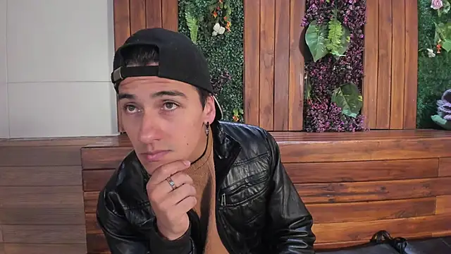 Andy Joy  online show from April 5, 11:39 am