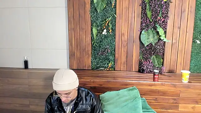 Andy Joy  online show from February 7, 11:07 am